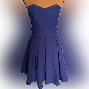 Lauren James Navy Blue Seersucker Strapless Tie Back Sweetheart Neckline Dress S